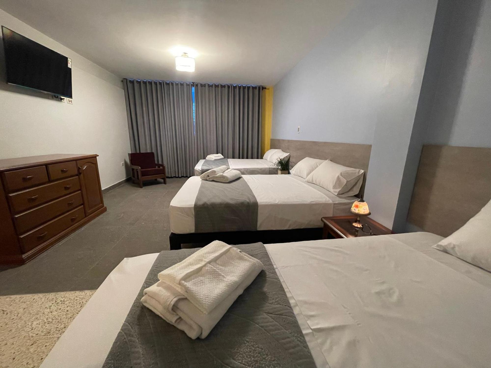 Izza Hotel Cochabamba Extérieur photo