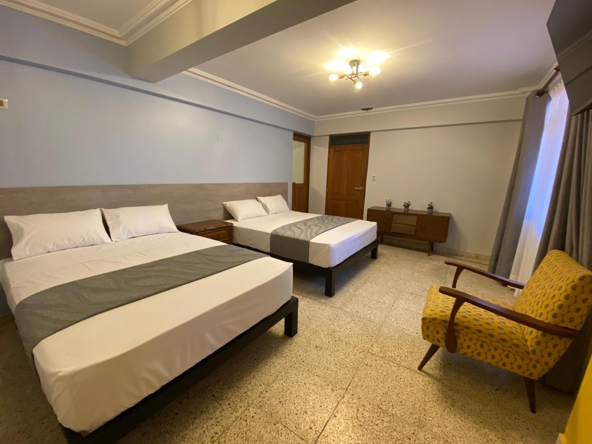 Izza Hotel Cochabamba Extérieur photo